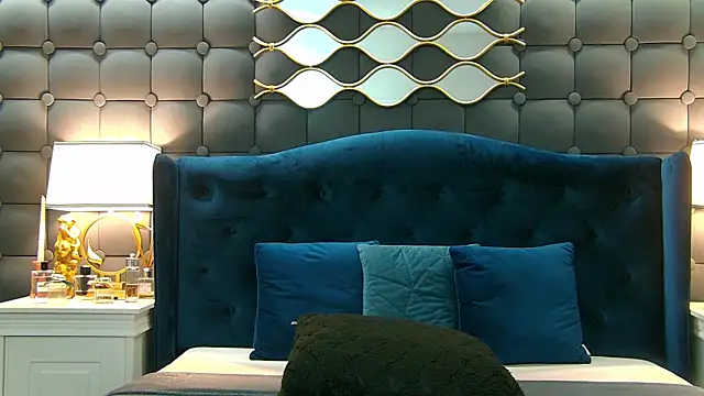 LeyaCass online show from 24, 1, 2025