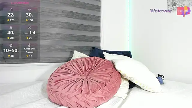 MEGANTARLY09 online show from 14, 3, 2025