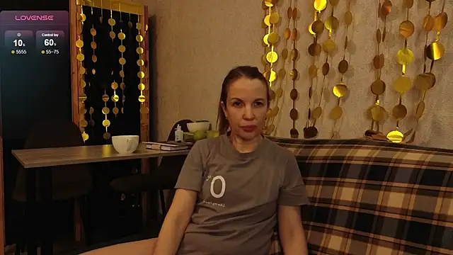 Nora Adamss online show from 24, 2, 2026