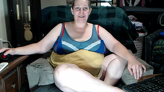 ladyscarlotta online show from 27, 7, 2026