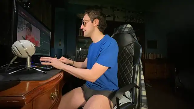 Snapshot of Stefisexy91 chatting on 6, 1, 2025 Stefisexy91 online show from 6, 1, 2025