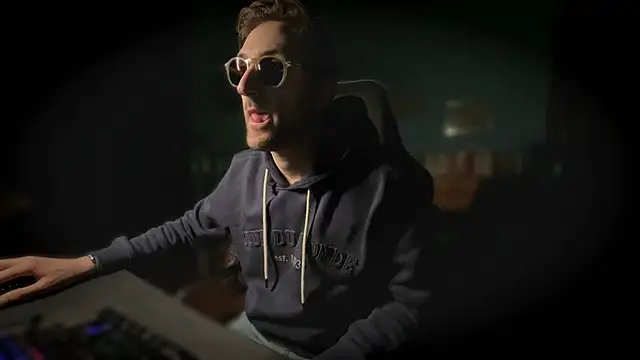 Snapshot of Stefisexy91 chatting on 15, 10, 2025 Stefisexy91 online show from 15, 10, 2025