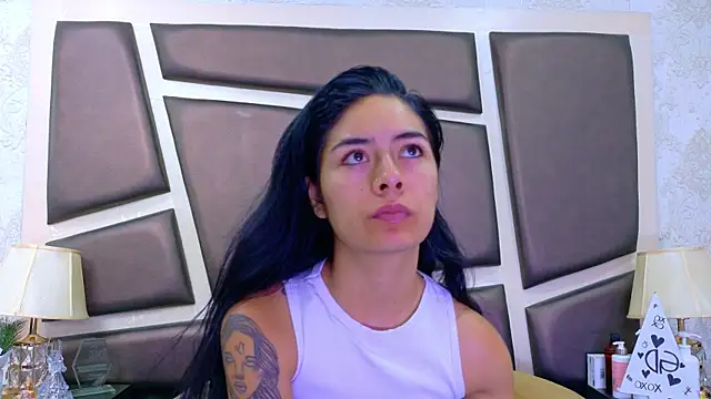 NicoleEsposito online show from 27, 4, 2026