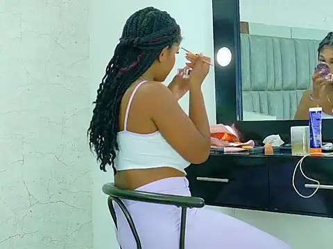 AlisonJaimes online show from 26, 9, 2025