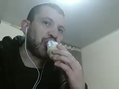 camiloking1720 online show from 20, 1, 2025