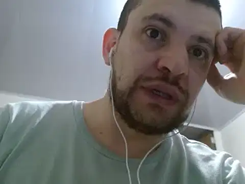 camiloking1720 online show from 26, 2, 2025