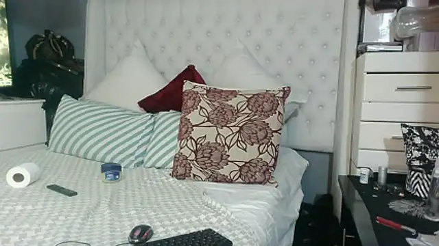 Carocurvy online show from 22, 11, 2025