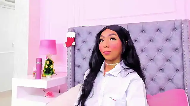 HaileeRoberts online show from 19, 11, 2025