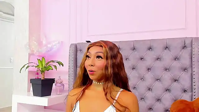 HaileeRoberts online show from 27, 3, 2026