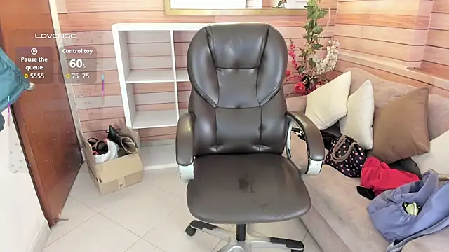 Victoria collins 1 online show from 8, 3, 2026