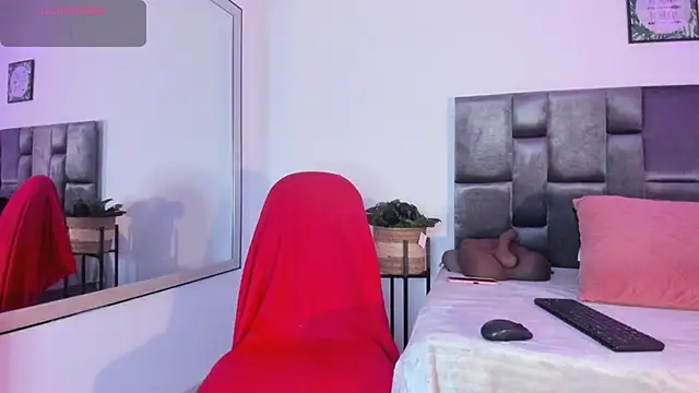 Lia johnsonn online show from 20, 4, 2026