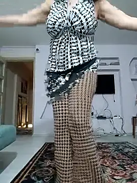 Snapshot of nazii010 chatting on 9, 11, 2025 nazii010 online show from 9, 11, 2025