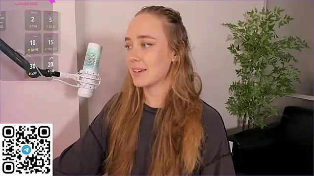 AngelPaull online show from 11, 3, 2025