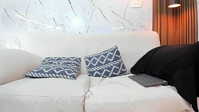 antony bigdick  online show from 15, 11, 2025