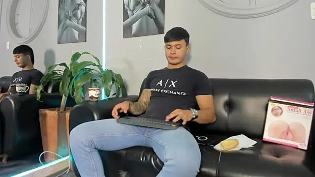 Cristopher strong online show from 7, 3, 2025