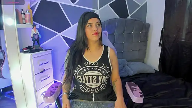 Snapshot of alyssa_magiic chatting on 18, 6, 2026 alyssa magiic online show from 18, 6, 2026