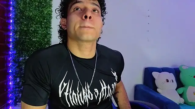 Demitryo online show from 25, 4, 2026