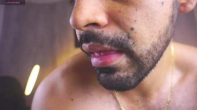 king hard online show from 22, 4, 2026