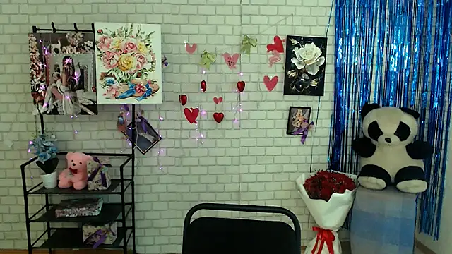 Darina M  online show from 4, 3, 2025