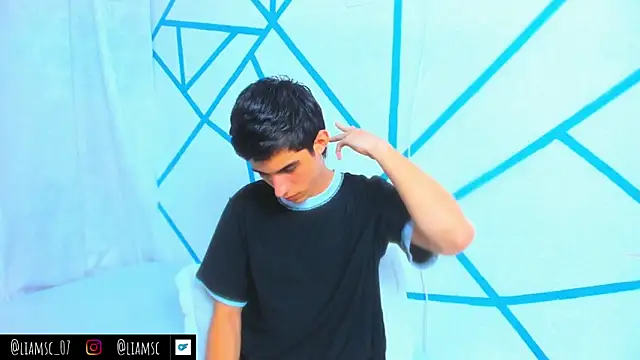 liam scott77 online show from 2, 10, 2025