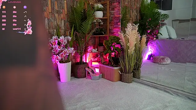 EmilyHudsson 1 online show from 22, 9, 2025