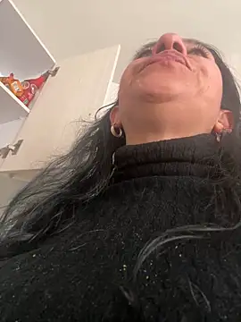 Freya Artemisa online show from 19, 1, 2025