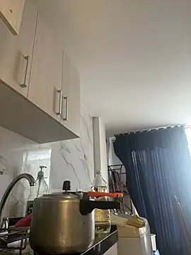 Freya Artemisa online show from 19, 1, 2025