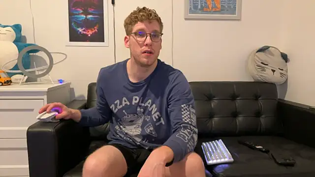 Snapshot of BlueEyedTallGuy94 chatting on 29, 12, 2024 BlueEyedTallGuy94 online show from 29, 12, 2024