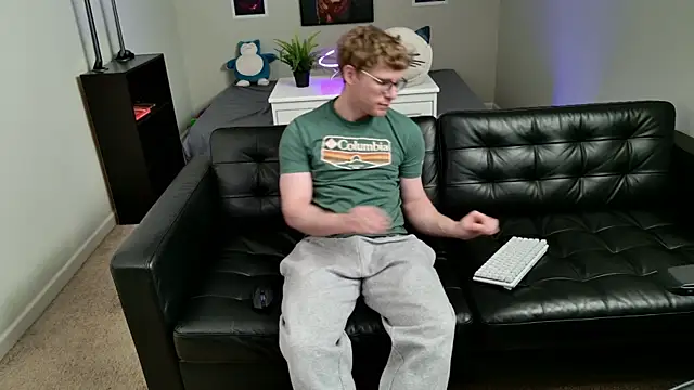 Snapshot of BlueEyedTallGuy94 chatting on 18, 1, 2026 BlueEyedTallGuy94 online show from 18, 1, 2026