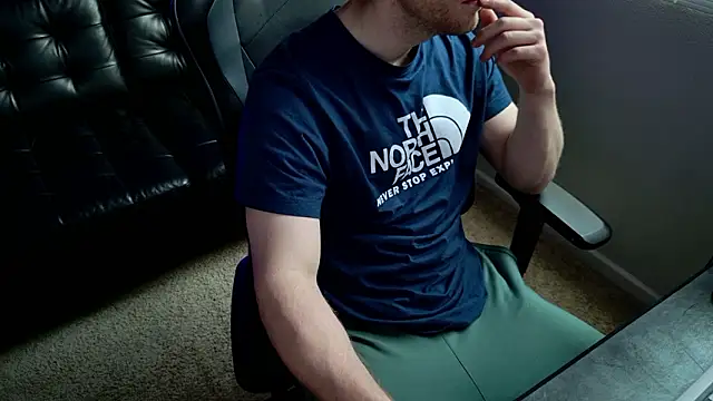 Snapshot of BlueEyedTallGuy94 chatting on 31, 1, 2026 BlueEyedTallGuy94 online show from 31, 1, 2026