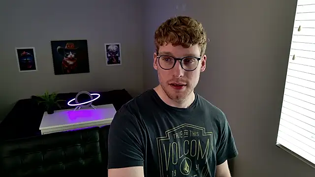 Snapshot of BlueEyedTallGuy94 chatting on 25, 2, 2026 BlueEyedTallGuy94 online show from 25, 2, 2026