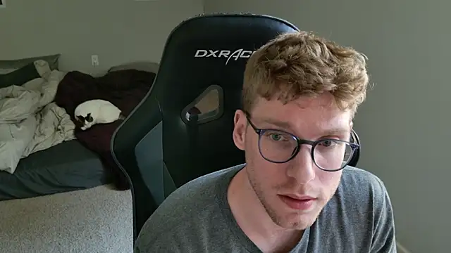 BlueEyedTallGuy94 online show from 31, 5, 2026
