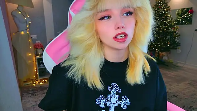 Snapshot of b4by_LoL1 chatting on 17, 1, 2026 b4by LoL1 online show from 17, 1, 2026