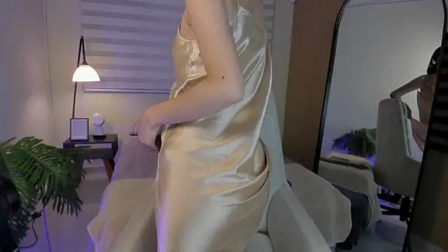 Catyloves online show from 25, 4, 2026