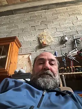 Snapshot of ros217 chatting on 20, 10, 2025 ros217 online show from 20, 10, 2025