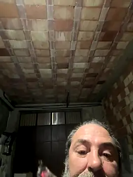 Snapshot of ros217 chatting on 11, 11, 2025 ros217 online show from 11, 11, 2025