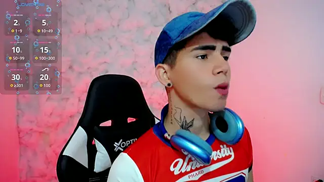 Tayson Rivers online show from 10, 11, 2025