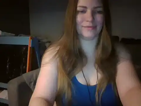 Snapshot of AnnaDiamond1 chatting on 4, 1, 2025 AnnaDiamond1 online show from 4, 1, 2025