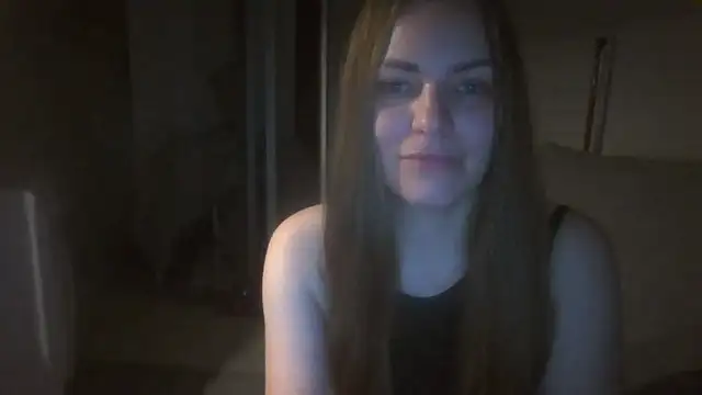 Snapshot of AnnaDiamond1 chatting on 10, 9, 2025 AnnaDiamond1 online show from 10, 9, 2025