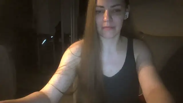 Snapshot of AnnaDiamond1 chatting on 7, 10, 2025 AnnaDiamond1 online show from 7, 10, 2025