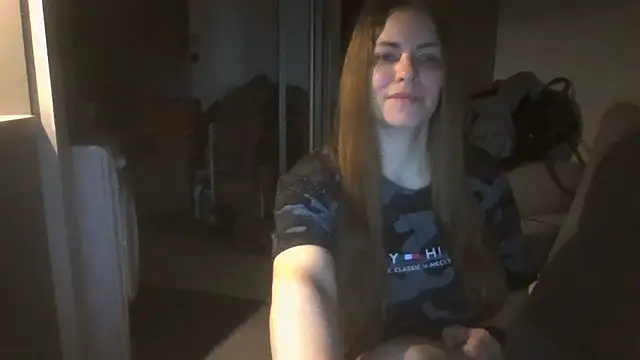 Snapshot of AnnaDiamond1 chatting on 9, 11, 2025 AnnaDiamond1 online show from 9, 11, 2025