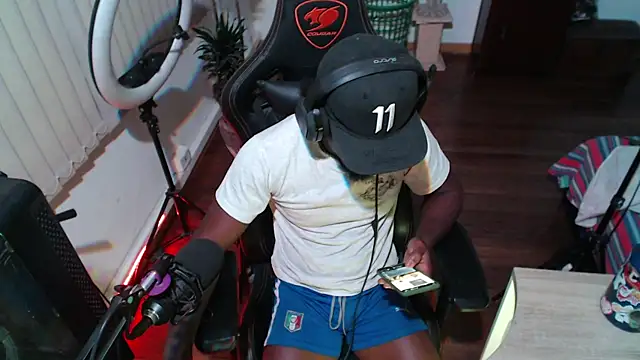 Siriss boyrag online show from 7, 10, 2025