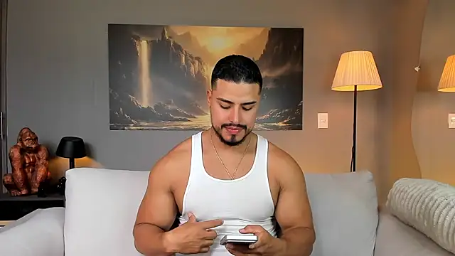 Snapshot of ApoloMakris chatting on 6, 1, 2026 ApoloMakris online show from 6, 1, 2026