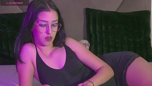 Snapshot of AishaHummer chatting on 19, 11, 2025 AishaHummer online show from 19, 11, 2025