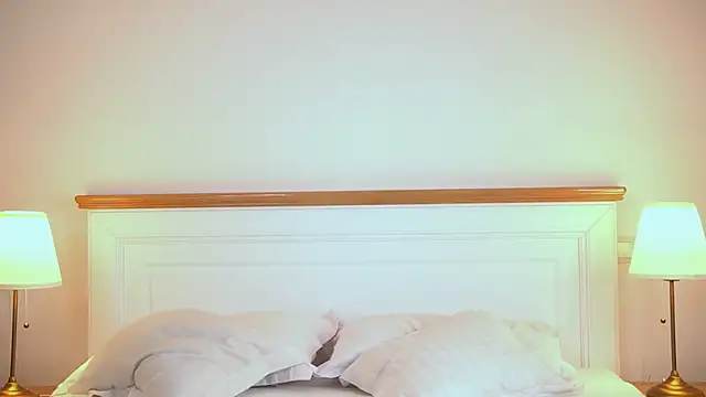 AdelineKing online show from 4, 7, 2026