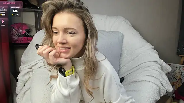 foxy blond online show from 29, 1, 2025