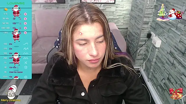 Snapshot of Valerie_b chatting on 4, 1, 2025 Valerie b online show from 4, 1, 2025