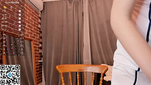 Snapshot of tyty_piupiu chatting on 22, 1, 2025 tyty piupiu online show from 22, 1, 2025