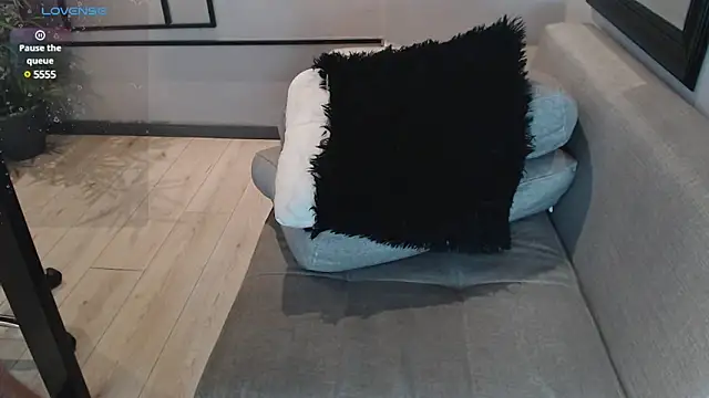 Snapshot of Ian_Daviz chatting on 4, 2, 2025 Ian Daviz online show from 4, 2, 2025