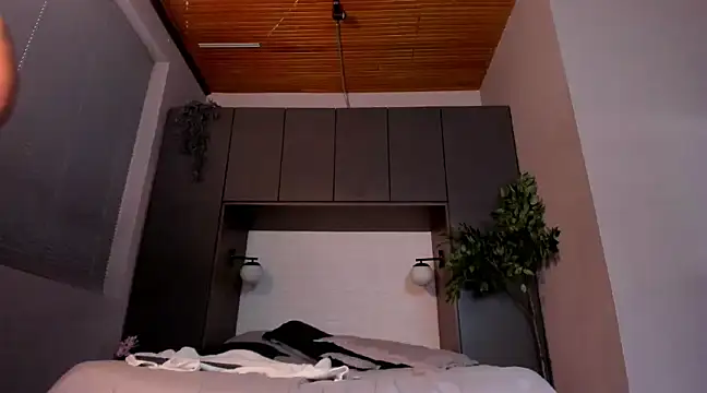 Snapshot of Ian_Daviz chatting on 8, 2, 2025 Ian Daviz online show from 8, 2, 2025